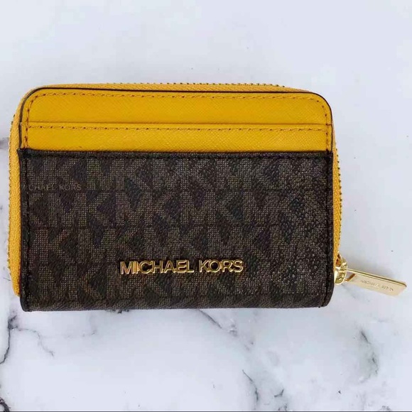 NWT Michael Kors Cardholder/Wallet - Picture 6 of 7